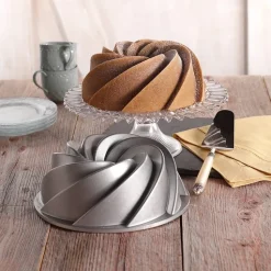 Bakform Heritage Bundt Pan, guldfärgad - Nordic Ware