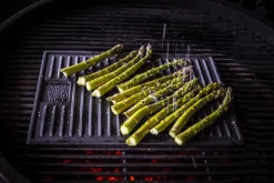 Grill- och stekplatta i emaljerat gjutjärn, vändbar, 41 x 29 cm - Holy Smoke BBQ