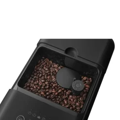 Helautomatisk Espressomaskin, Svart - Smeg