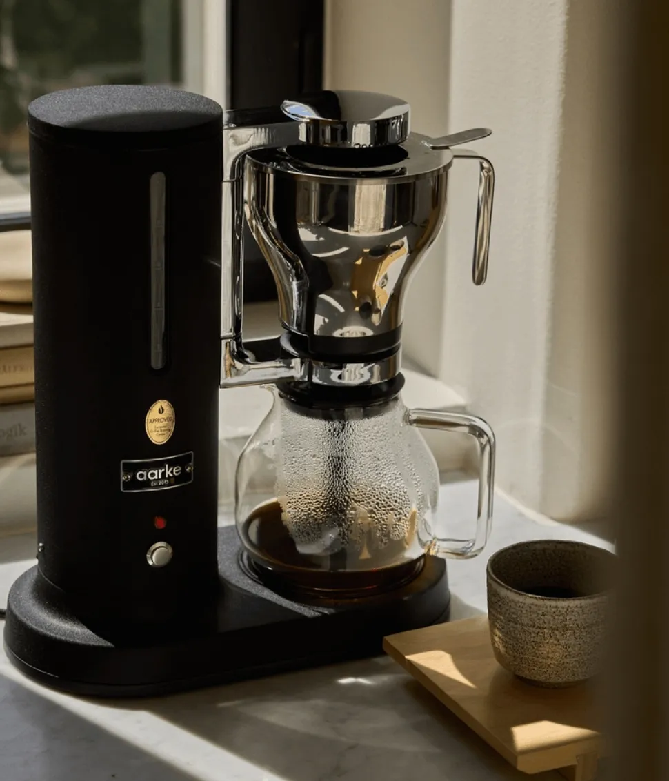 Kaffebryggare i mattsvart - Aarke