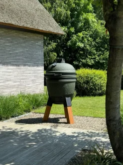 Kamadogrill inklusive benfäste och träben - Moddern