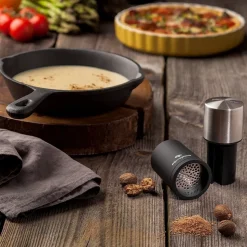 Kryddkvarn med förvaring, 2in1 - Microplane