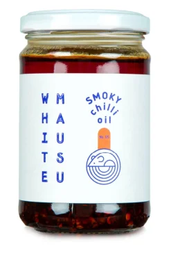 Smoky Chili Oil, rökig chiliolja 240 g – White Mausu