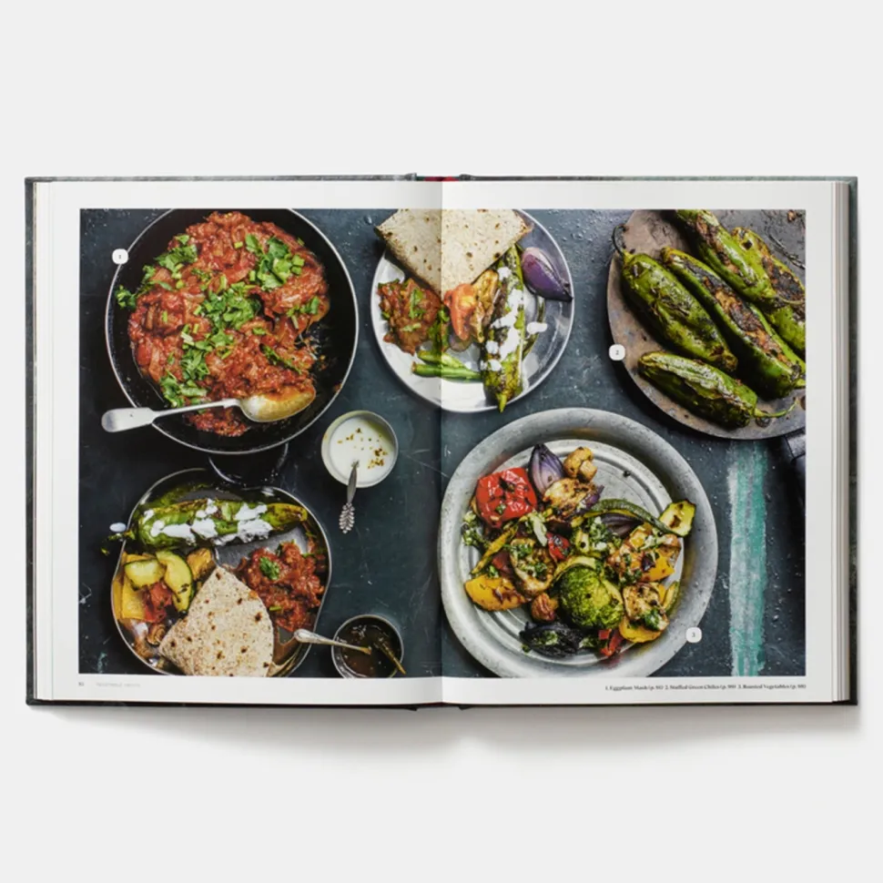 The Indian Vegetarian Cookbook - Pushpesh Pant