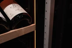 Vinkyl Storage 200, Singelzon, Svart, Höger - Vigneron