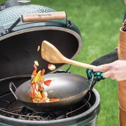 Wokpanna och Stekspade, kolstål  - Big Green Egg